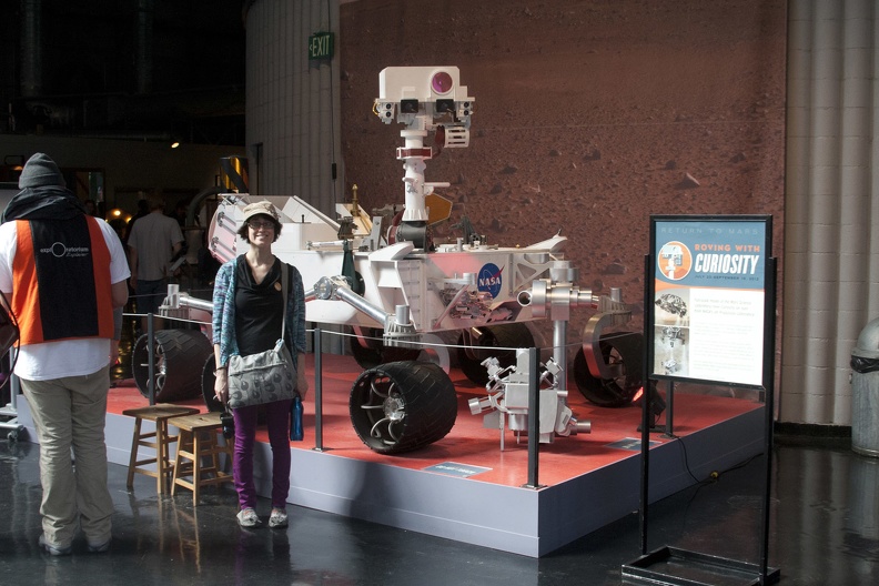 319-9407 Exploratorium - Lucy with Curiosity.jpg